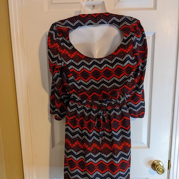BeBop Geometric Design Dress with Sexy Back Cut-Out & 3/4 Sleeves size L - Picture 12 of 16